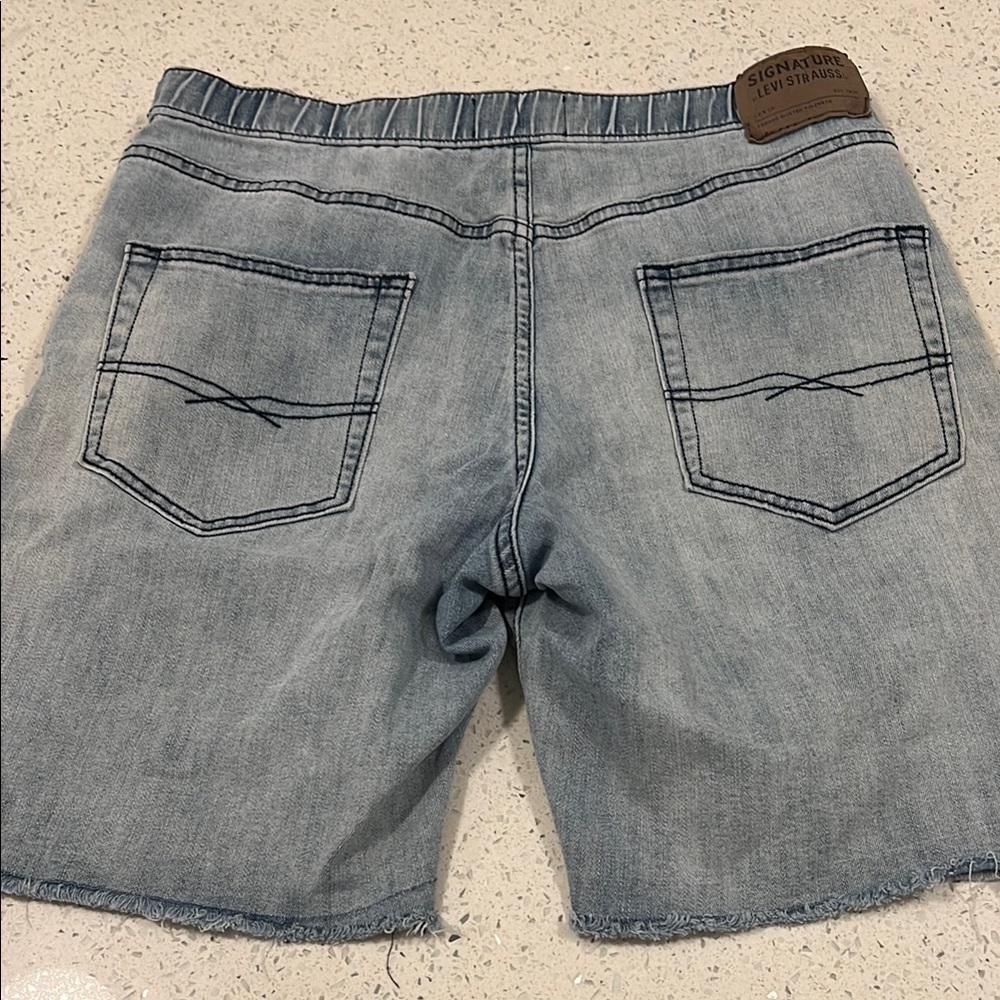 LEVI'S Distressed Stretch Comfort Men's Raw Hem Denim Shorts Size Medium 34” - Picture 7 of 12